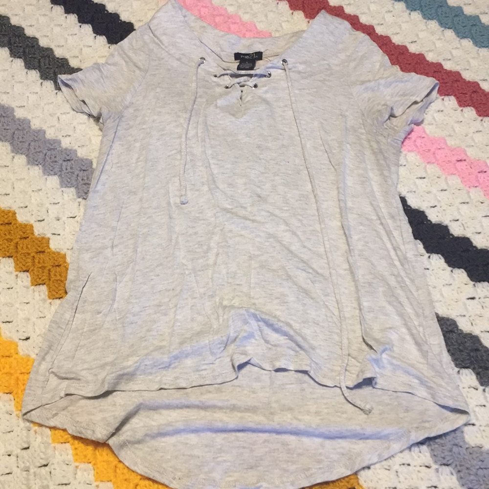 Lace up tee